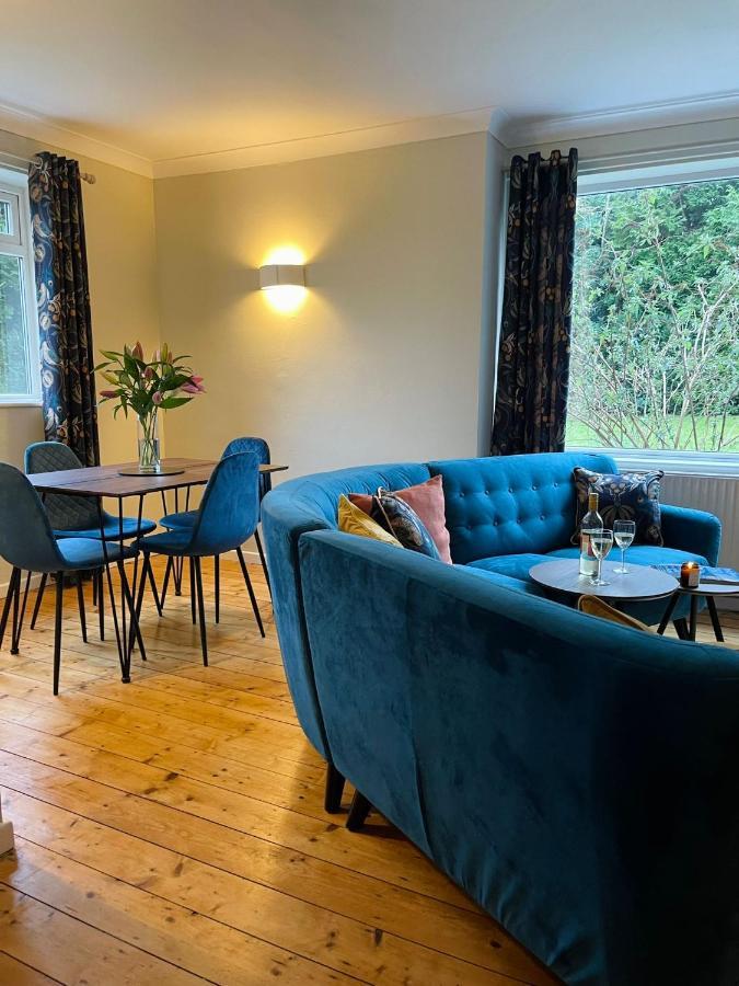 Kist Accommodates - Stylish Headingley Apartment - Parking - 500 Mps Wifi Meanwood المظهر الخارجي الصورة